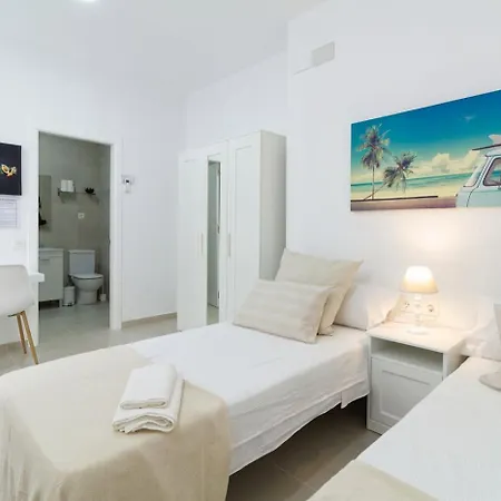 Estudio En Centro Noblejas Apartment *